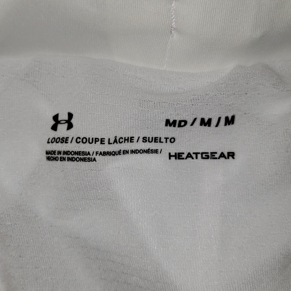 NWT-Light weight white Under Armour Heatgear short - Picture 4 of 5